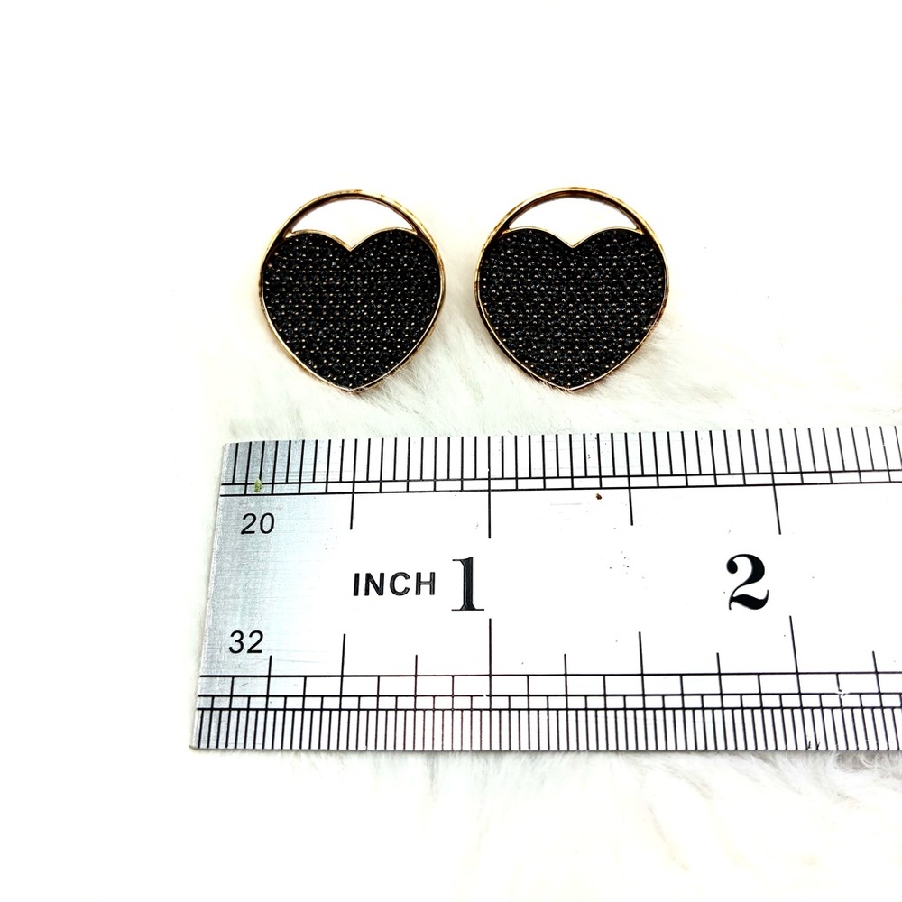 Ginger Swarovski Stud Pierced Earrings with Black Crystal and rose gold platin - Picture 2 of 6